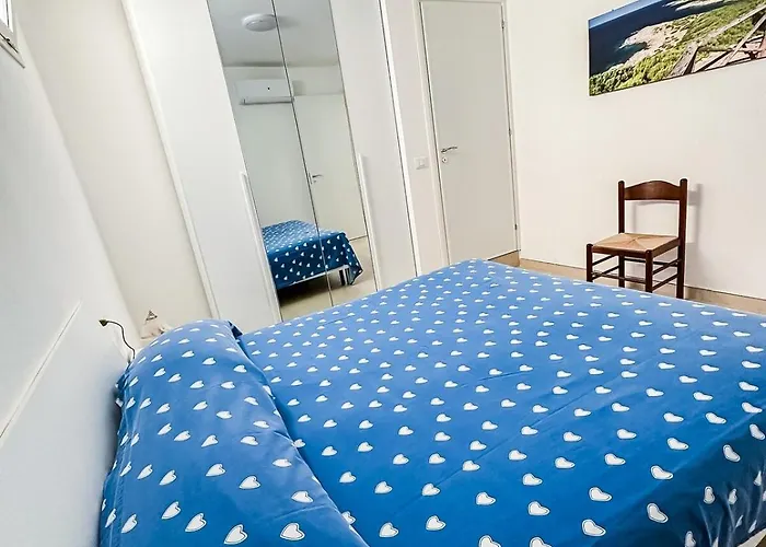 5 Posti - Puglia - * مارينا دي بيسكولوس